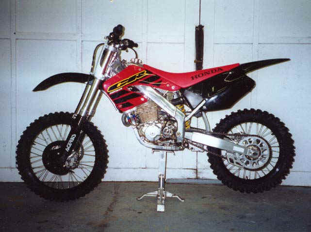 XR250 Motor stuffed in a CR125 chassis
